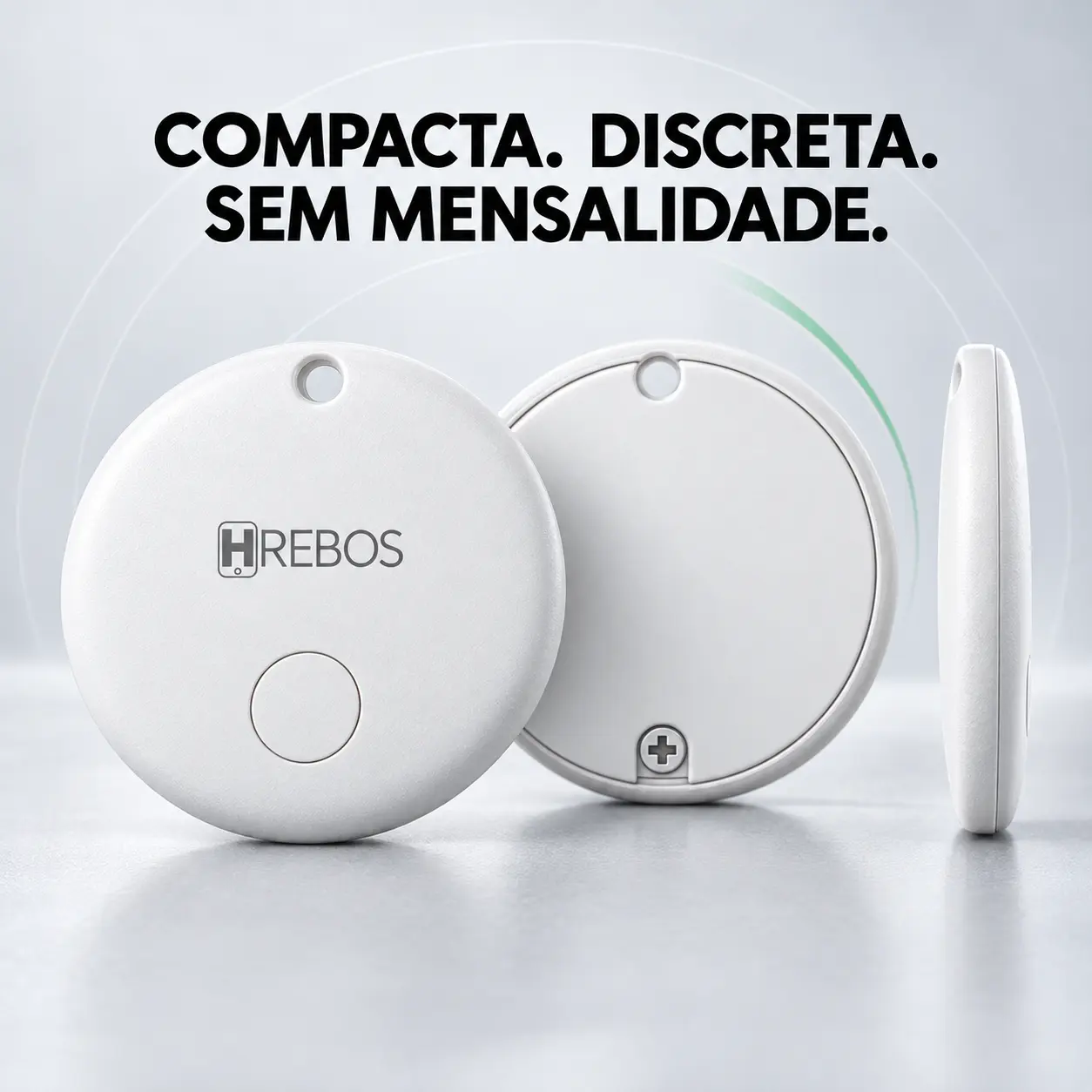 Frente, verso e perfil da Tag Localizador Smart mostrando seu formato compacto